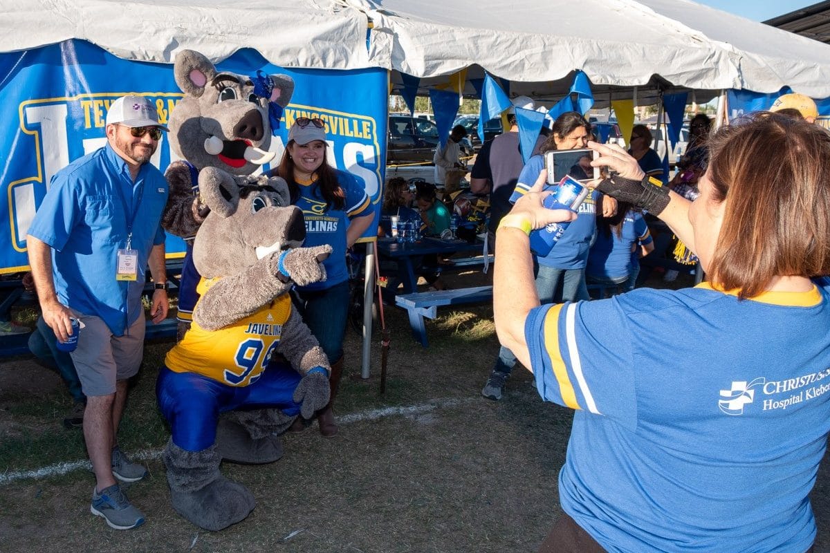 Tailgate 41